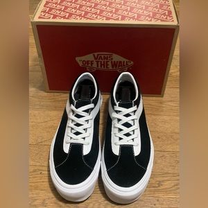 Size 8.5 - VANS Bold NI Black